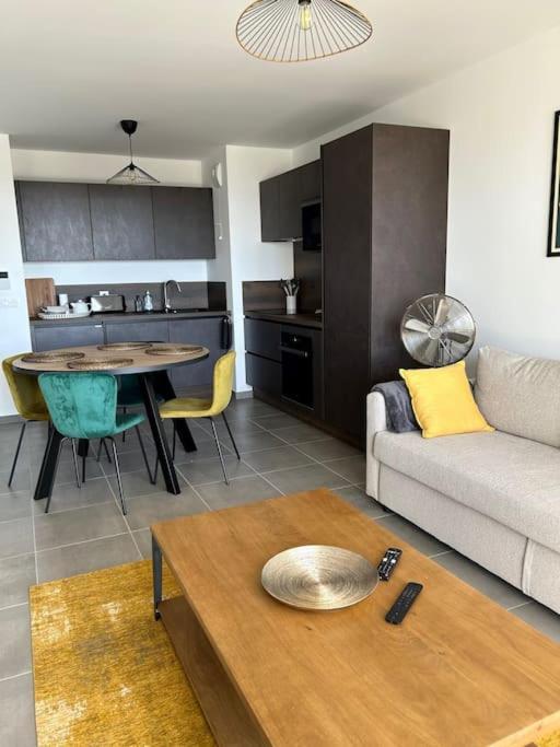 Apartment Roses Marine 205 *