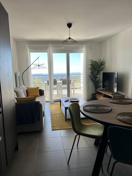 Roses Marine 205 Grasse