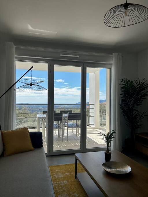 Roses Marine 205 Apartment *